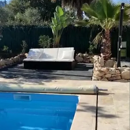 Peaceful 4 Stars Eco-friendly With Private Pool And Parking Holiday home *