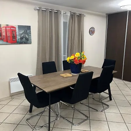 Peaceful 4 Stars Eco-friendly With Private Pool And Parking Vakantiehuis