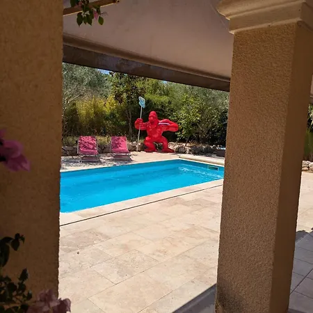 Casa de Férias Peaceful 4 Stars Eco-friendly With Private Pool And Parking *