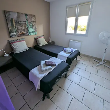 Vakantiehuis Peaceful 4 Stars Eco-friendly With Private Pool And Parking